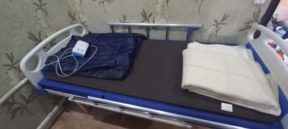 Продаётся кровать для лежачих больных