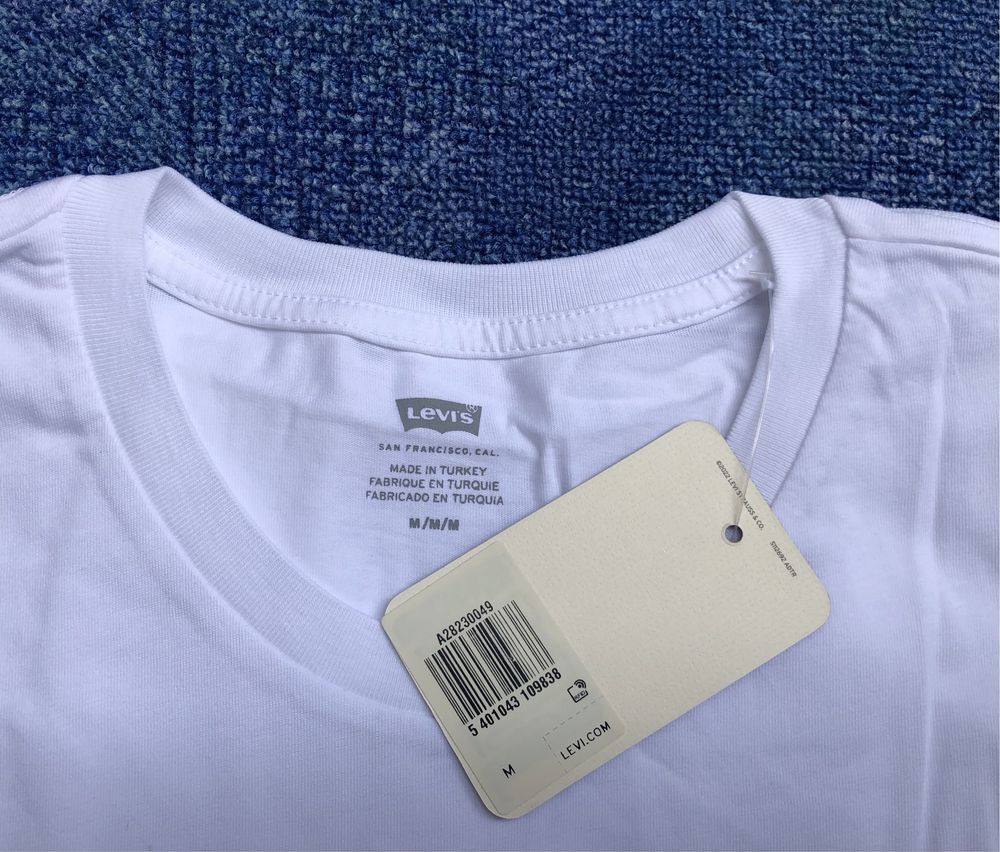 Levis / Levi’s T-shirt ОРИГИНАЛНИ мъжки тениски - M-L