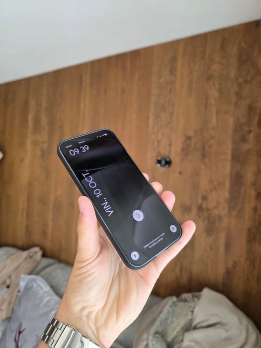 Vand Google Pixel 10 Pro / 128Gb / full-box / ca nou / garantie 2 ani