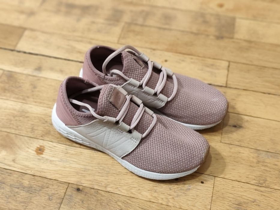 New Balance Fresh Foam Cruz V2 розови маратонки за бягане номер 37.5