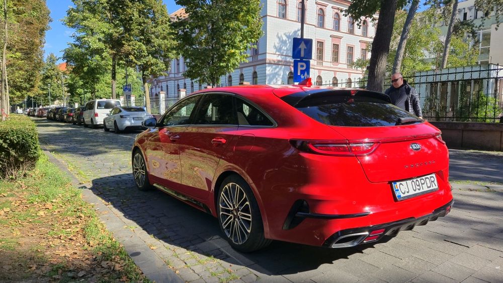Kia proceed GT 204 cp