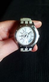 Часовнйк  Swatch