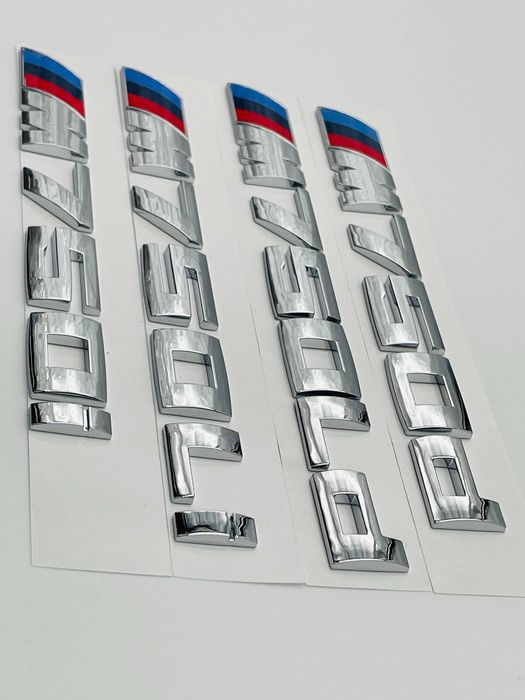 Emblema compatibila BMW M750d crom
