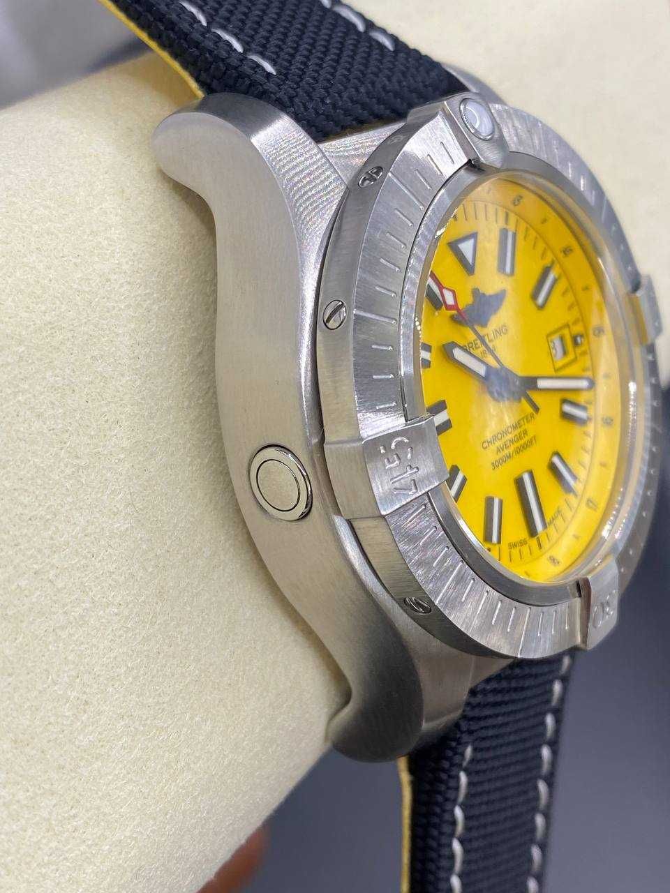 Breitling A17319 Avenger Automatic 45mm Seawolf