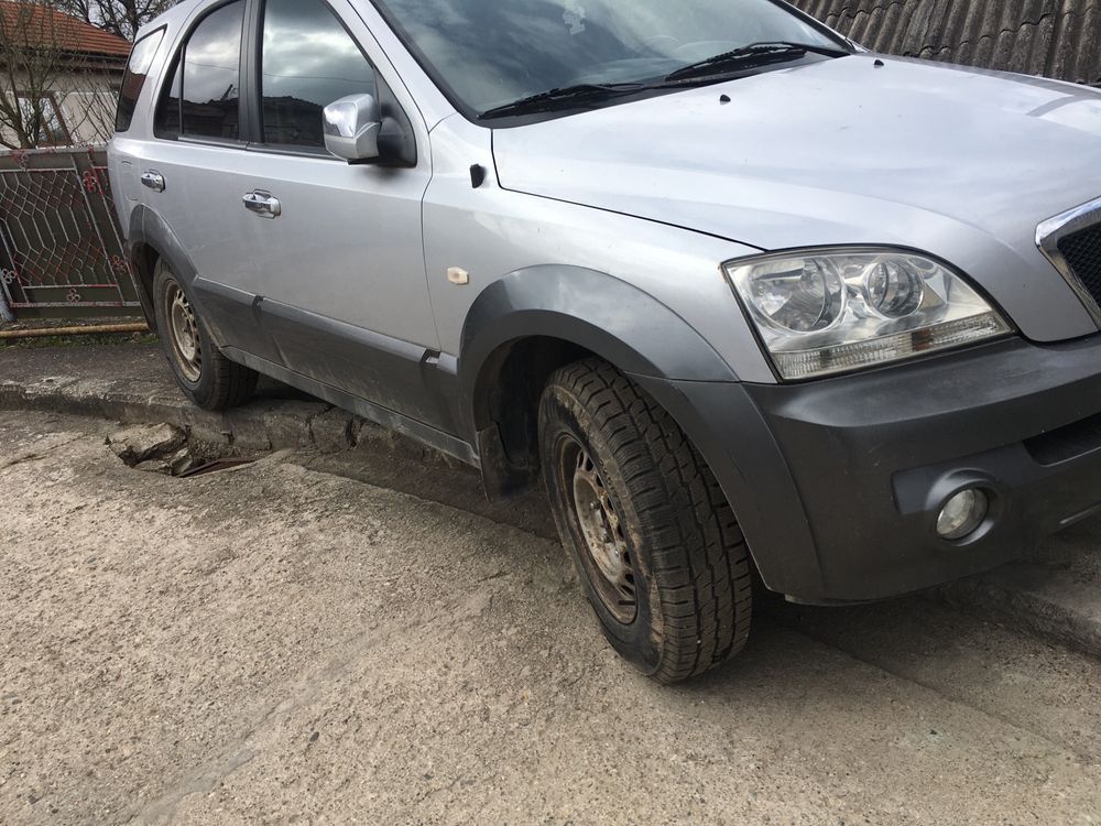 Vand autoutilitara Kia Sorento