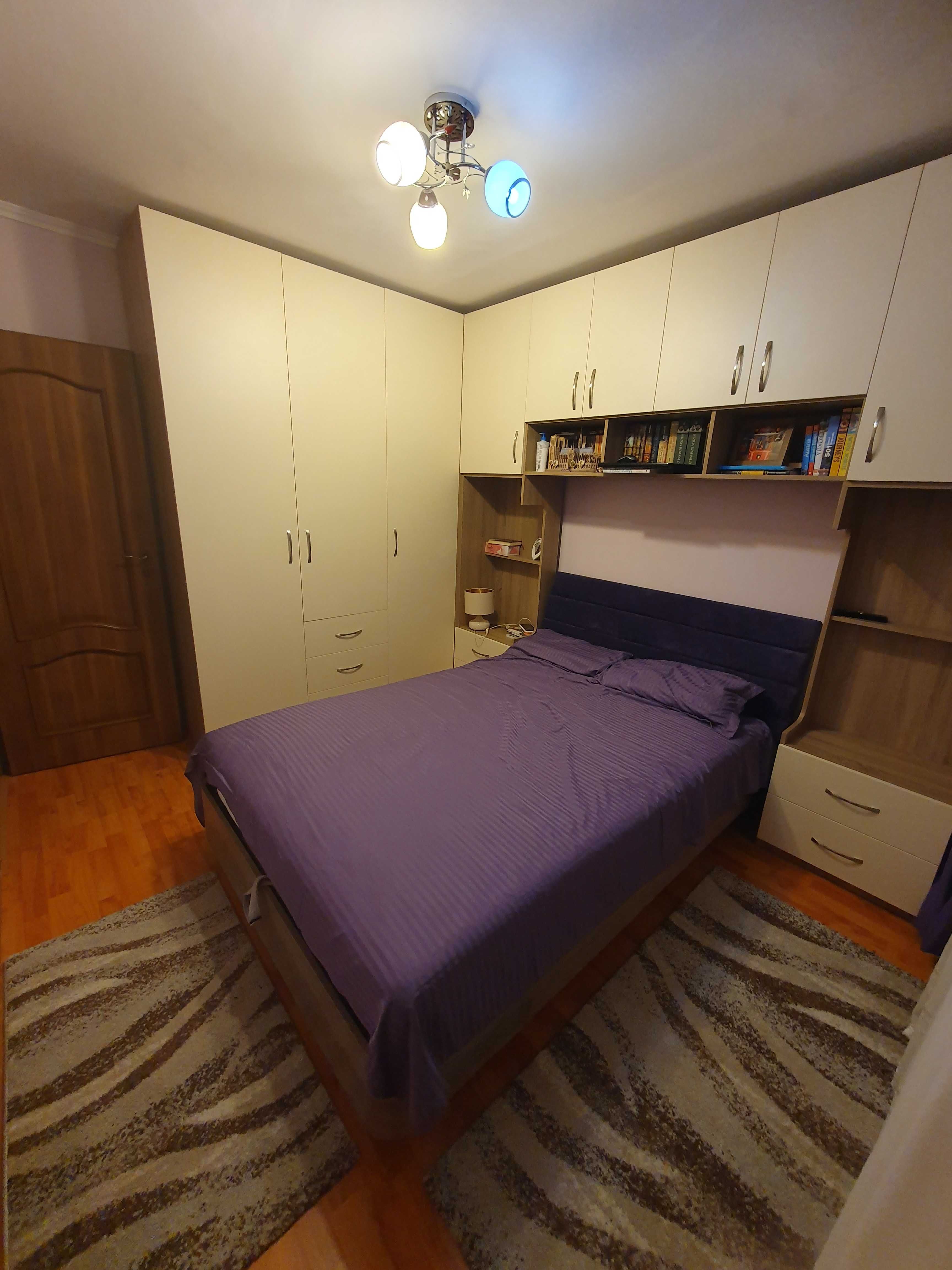 Apartament 4 camere zona Dâmboviţa