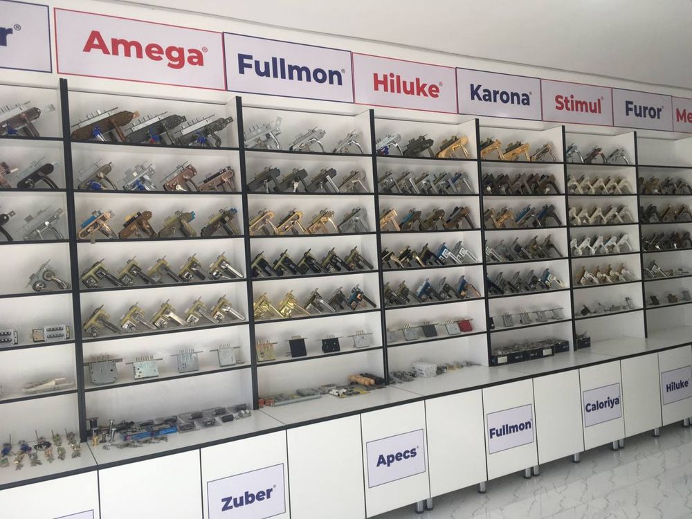 Zamok magazin Remont va ustanovka