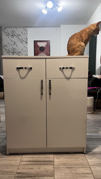 Comoda intrare / stand acvariu sustine 100l