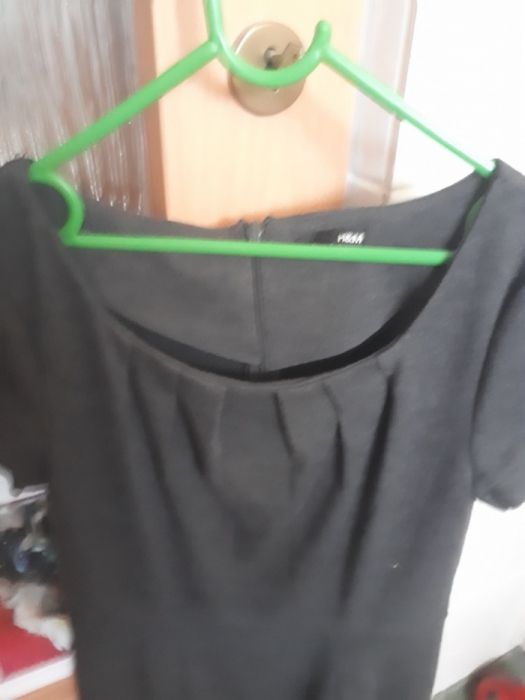 Vând rochiță purtată de câteva ori. Mărimea M