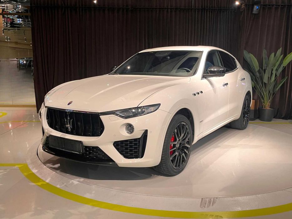 Maserati Levante GranSport S Q4 430hp - Predare Leasing