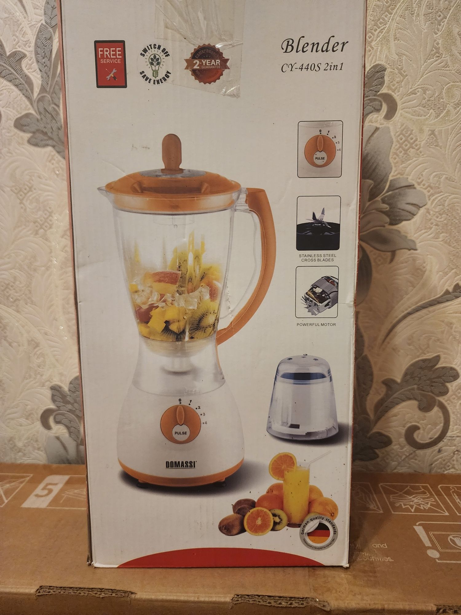 Продам блендер Domassi