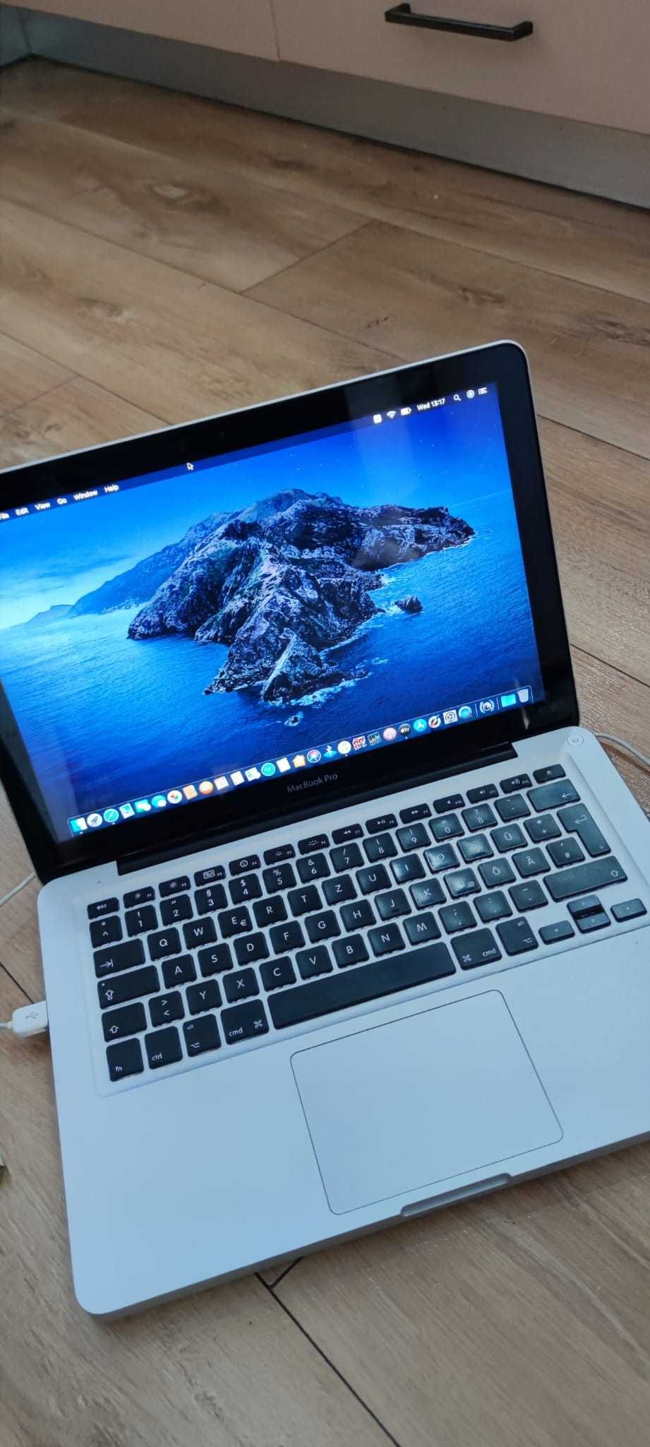 Macbook Pro I5 Mac OS Catalina.