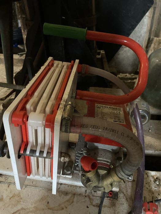 Filtru vin Rover Pompe COLOMBO12,cu pompă electrică, stare foarte bună