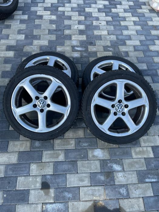 Vând jante Volkswagen cu cauciucuri hankok