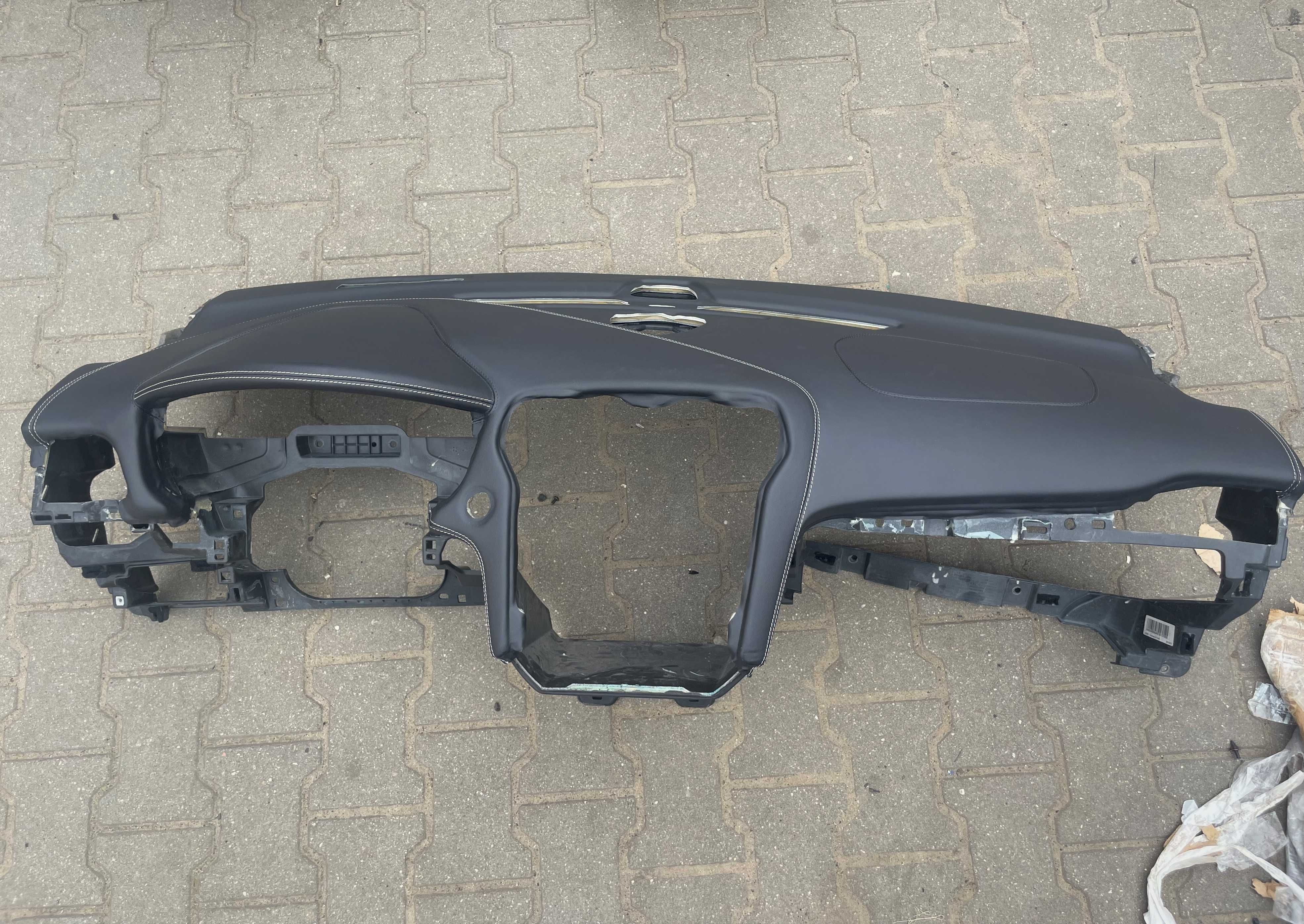 Ford Mondeo Vignale plansa de bord kit airbag set centuri siguranta