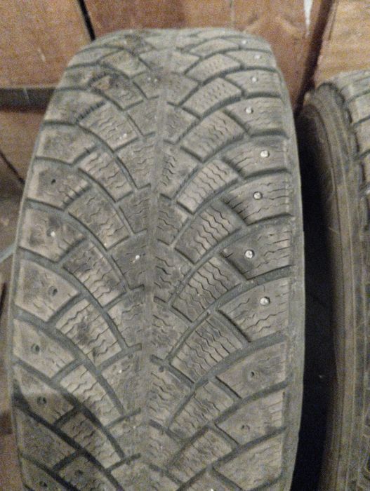 Шины зимние 195/65/15.