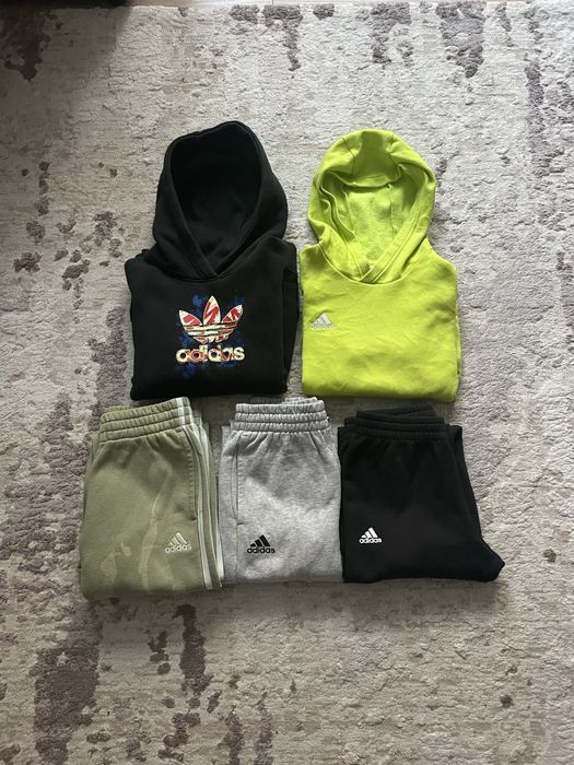 Vand hanorace si pantaloni de trening Adidas