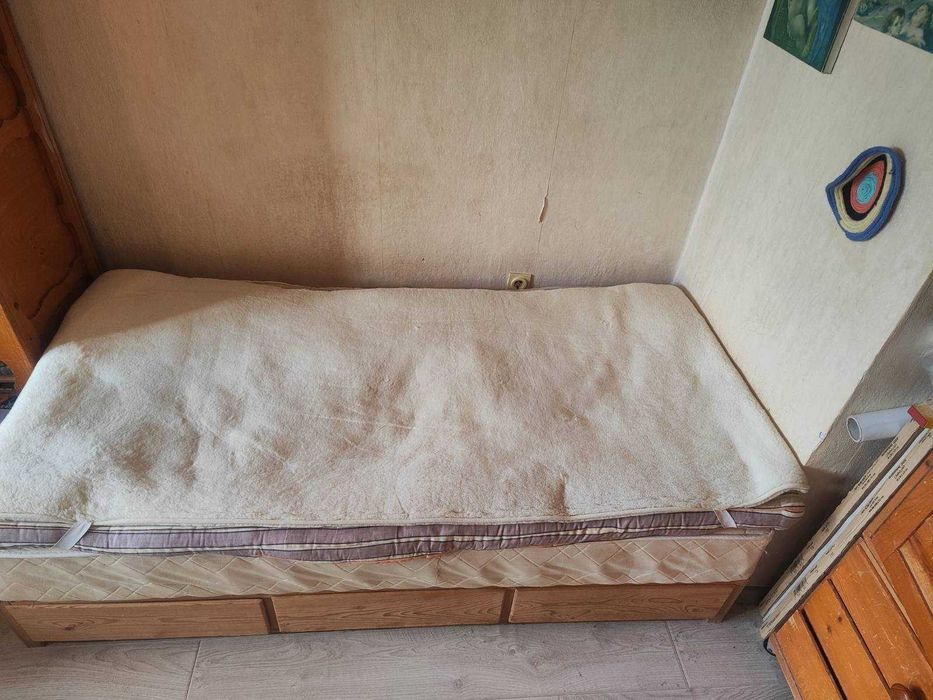 Легло с 3 Чекмеджета, Матрак и Дьошек