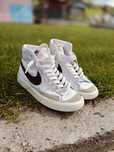 Nike Blazeri Mid