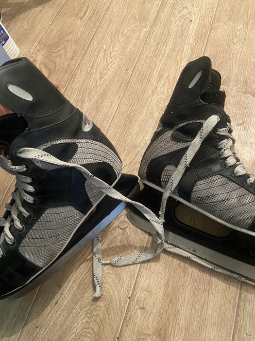 Коньки в хорошем состоянии