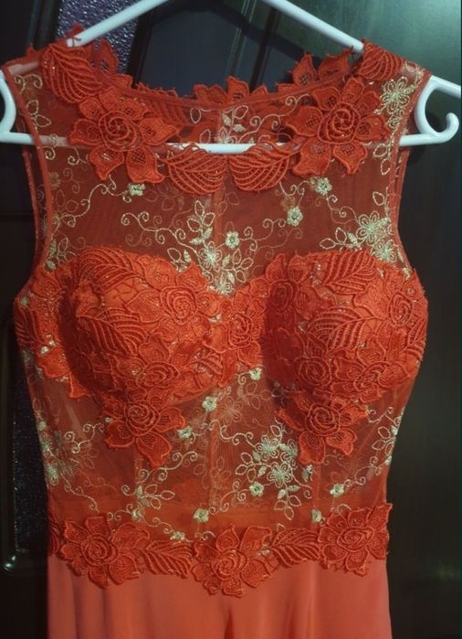 Rochie lunga corai