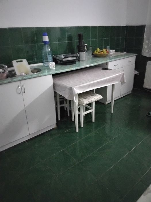 Mobilă de bucătărie