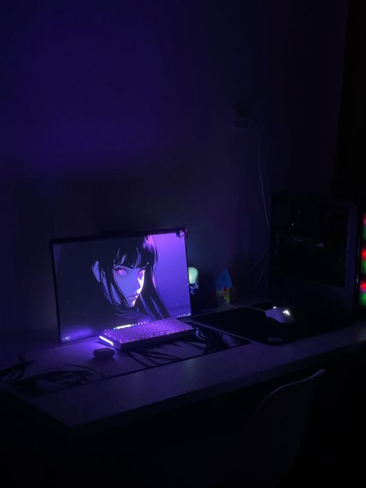 Компьютерный комплект 4-в-1: ПК, монитор, клавиатура, мышь