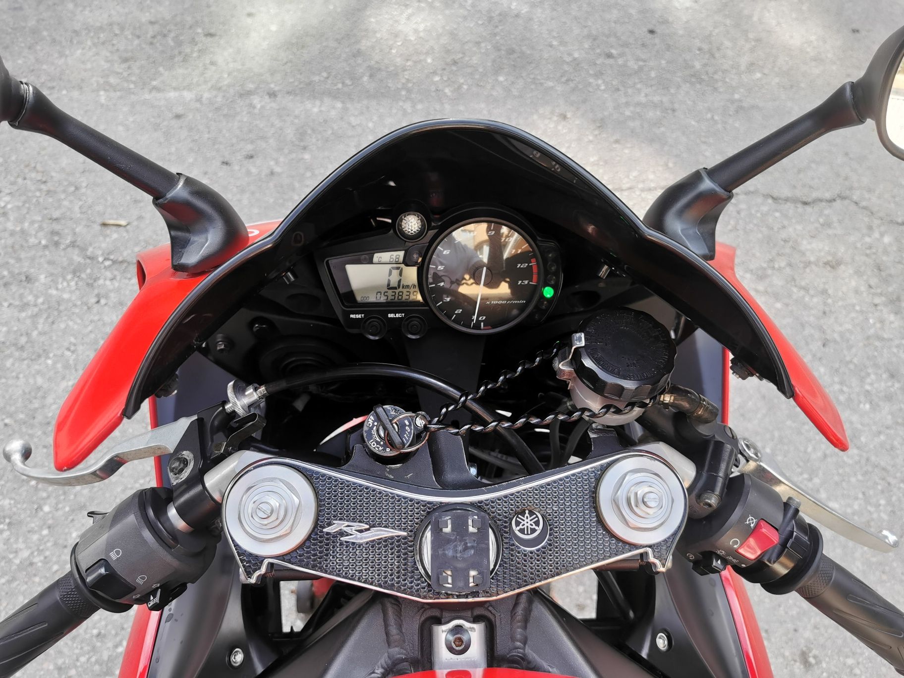 YAMAHA R1 фейслифт