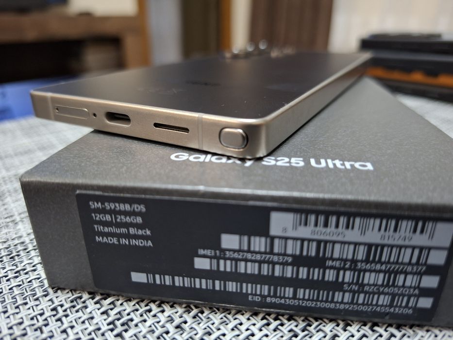 Продавам SAMSUNG s 25 ULTRA