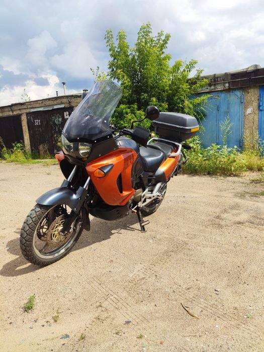 Продам мотоцикл Honda Varadero XL1000