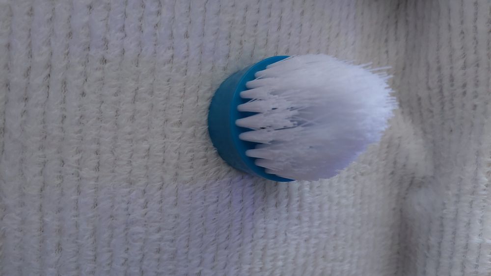 Mop rotativ pentru curățarea suprafețelor murdare.