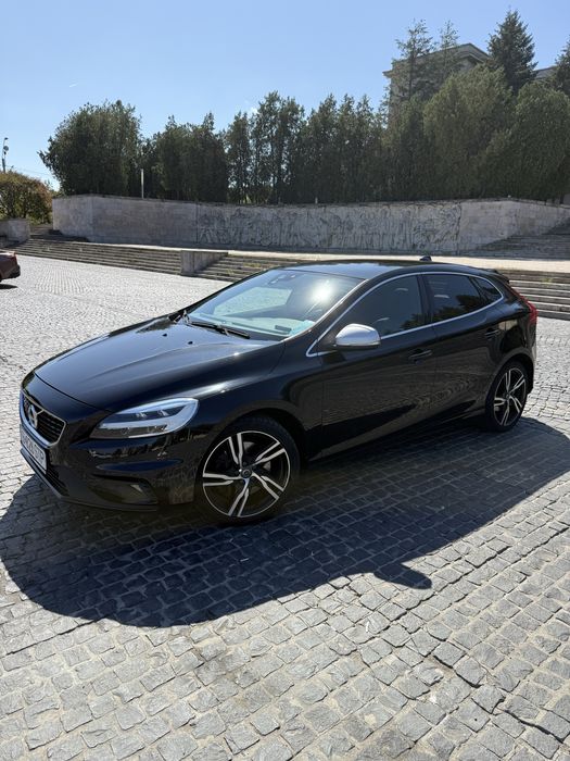 Volvo V40 D3 R-Design - 2018 - 191800 km - Cutie automata - Panoramic