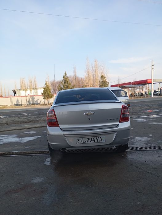 Cobolt mashina sotiladi