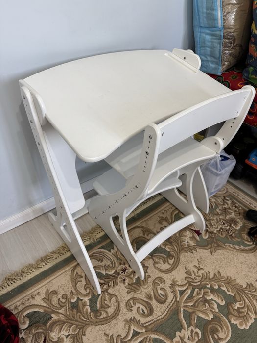 Парта и стулья ортопедический