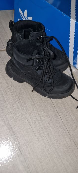 Ghete și adidași copii