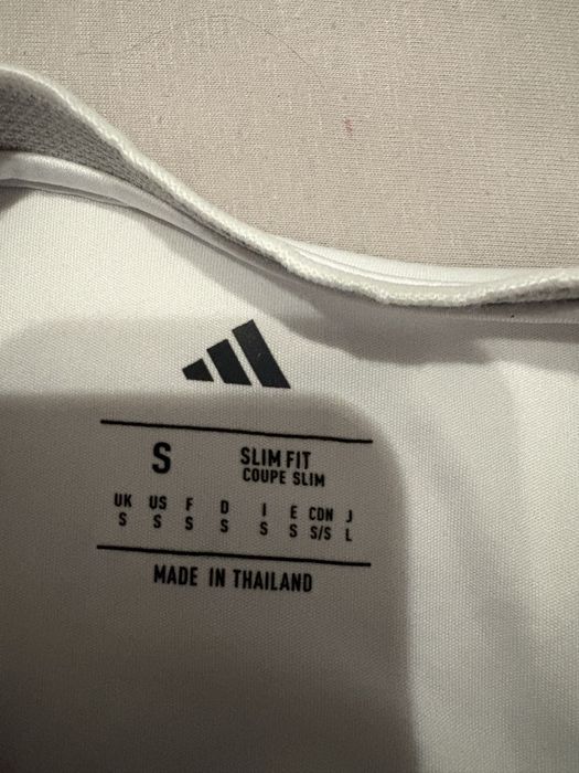 Tricou de fotbal cu Real Madrid