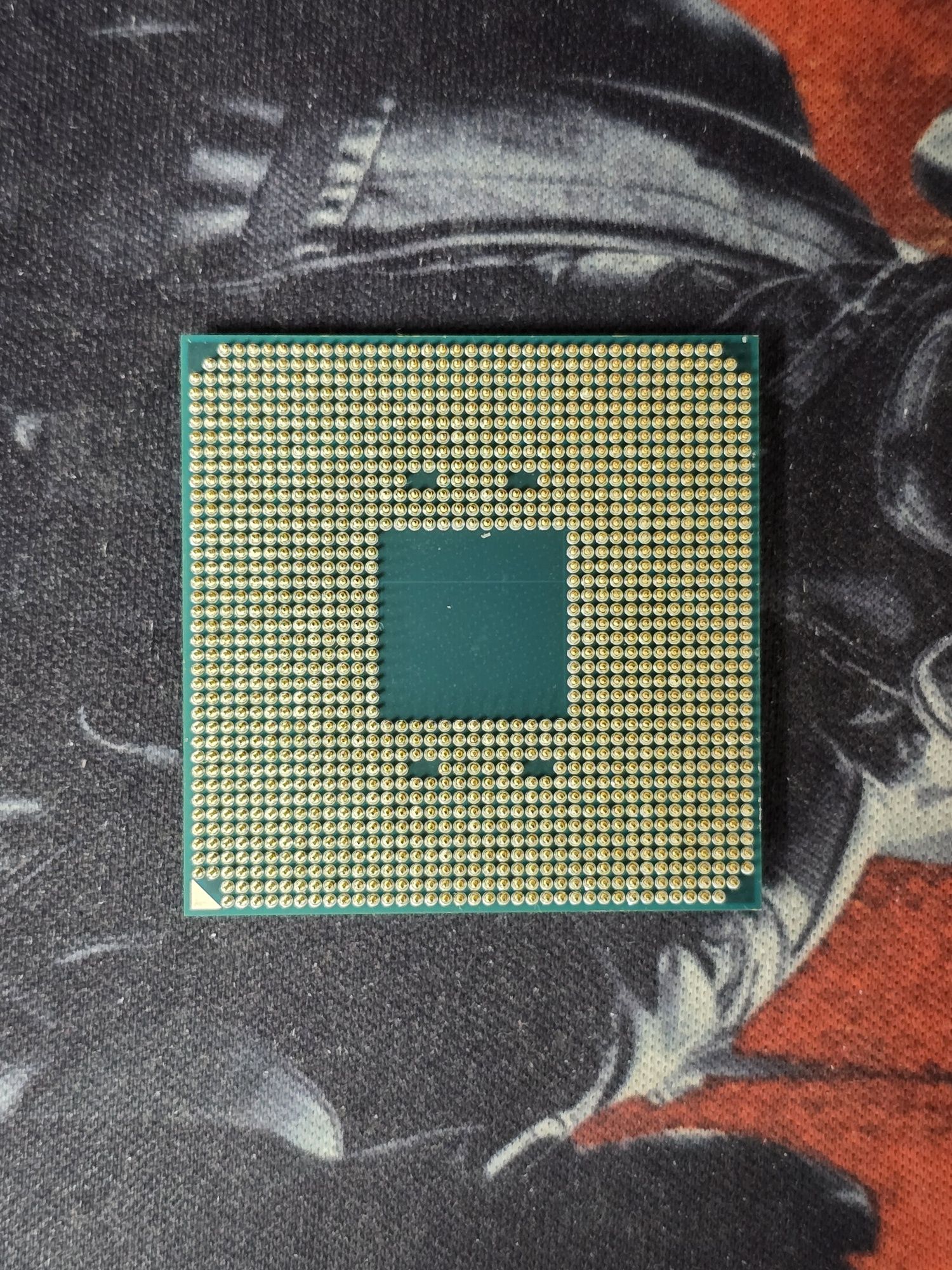 Процессор Ryzen 5 3600 в отличном состоянии