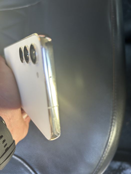 ⁉️ vand Samsung s23 plus