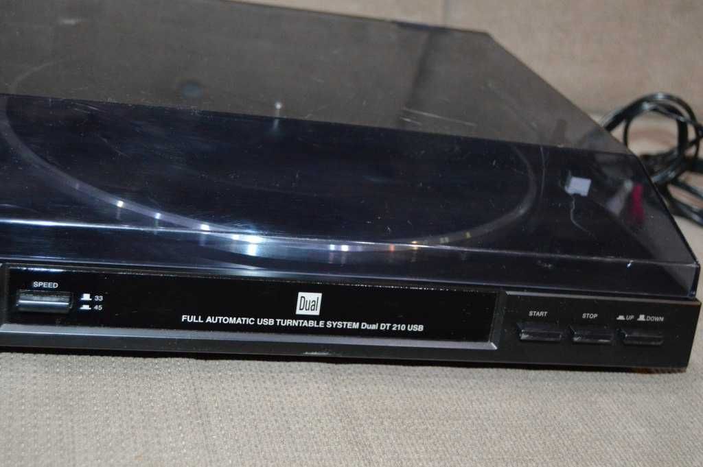Pick up Dual DT 210 USB Preamplificat Full automatic