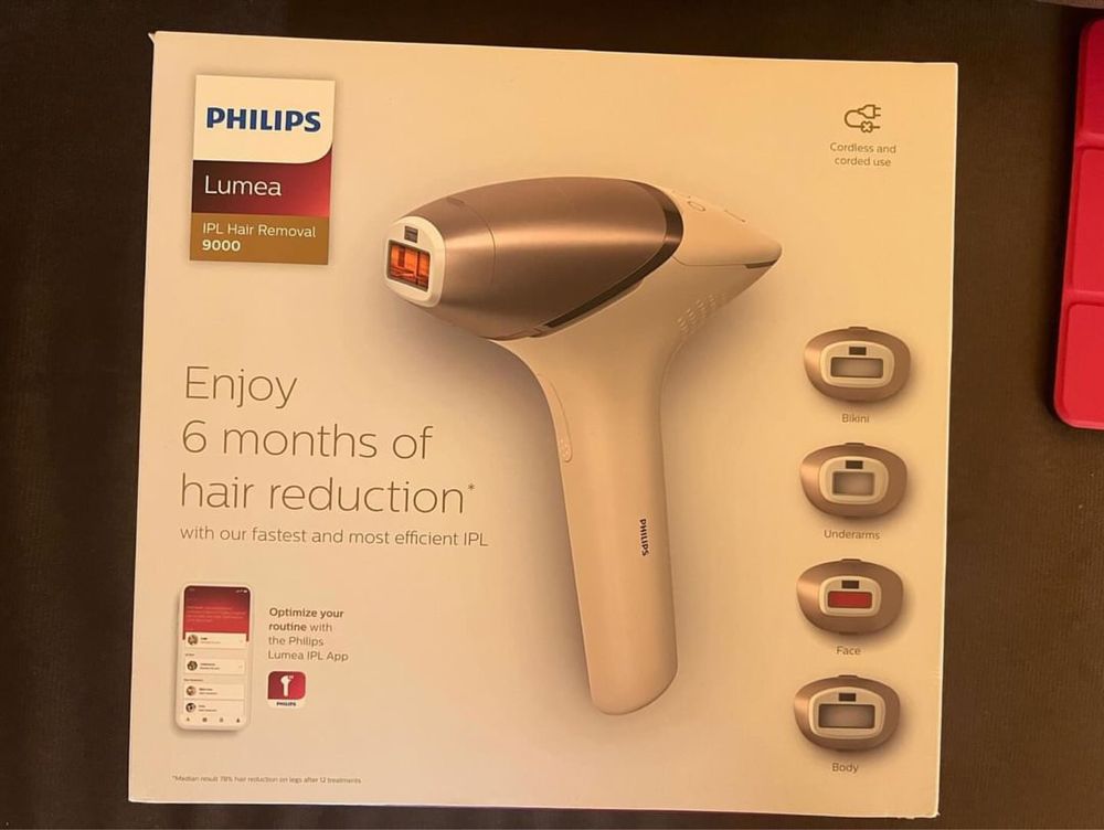 Фотоепилатор Philips Lumea Seria 9000