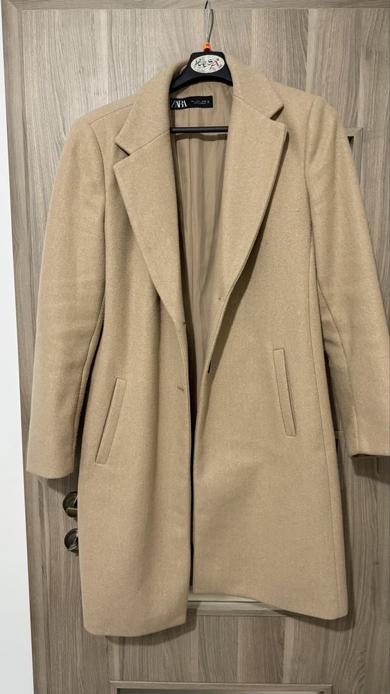 Palton Zara maro deschis ( crem)