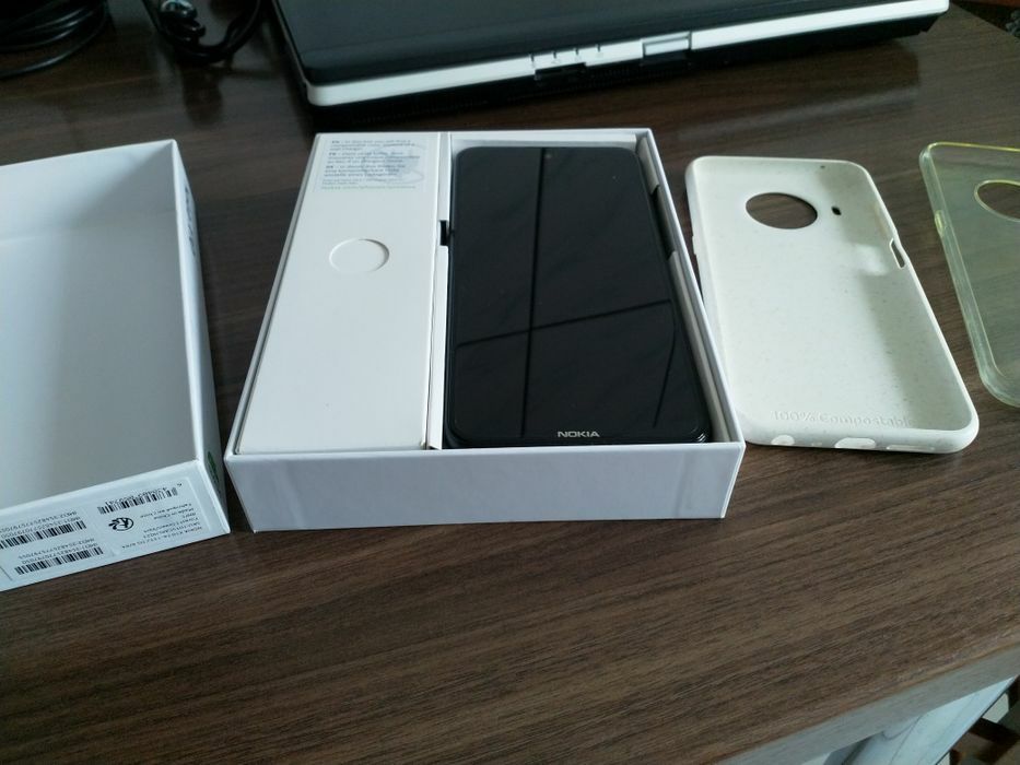 Nokia X10 colecție