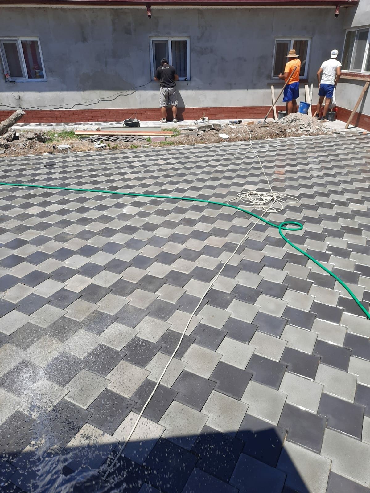 Pavaje Pavele - Model solzi 20x20 autoblocant din beton aditivat