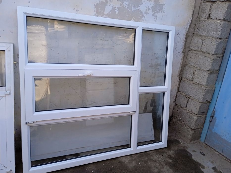Продаются окна большое и два маленьких