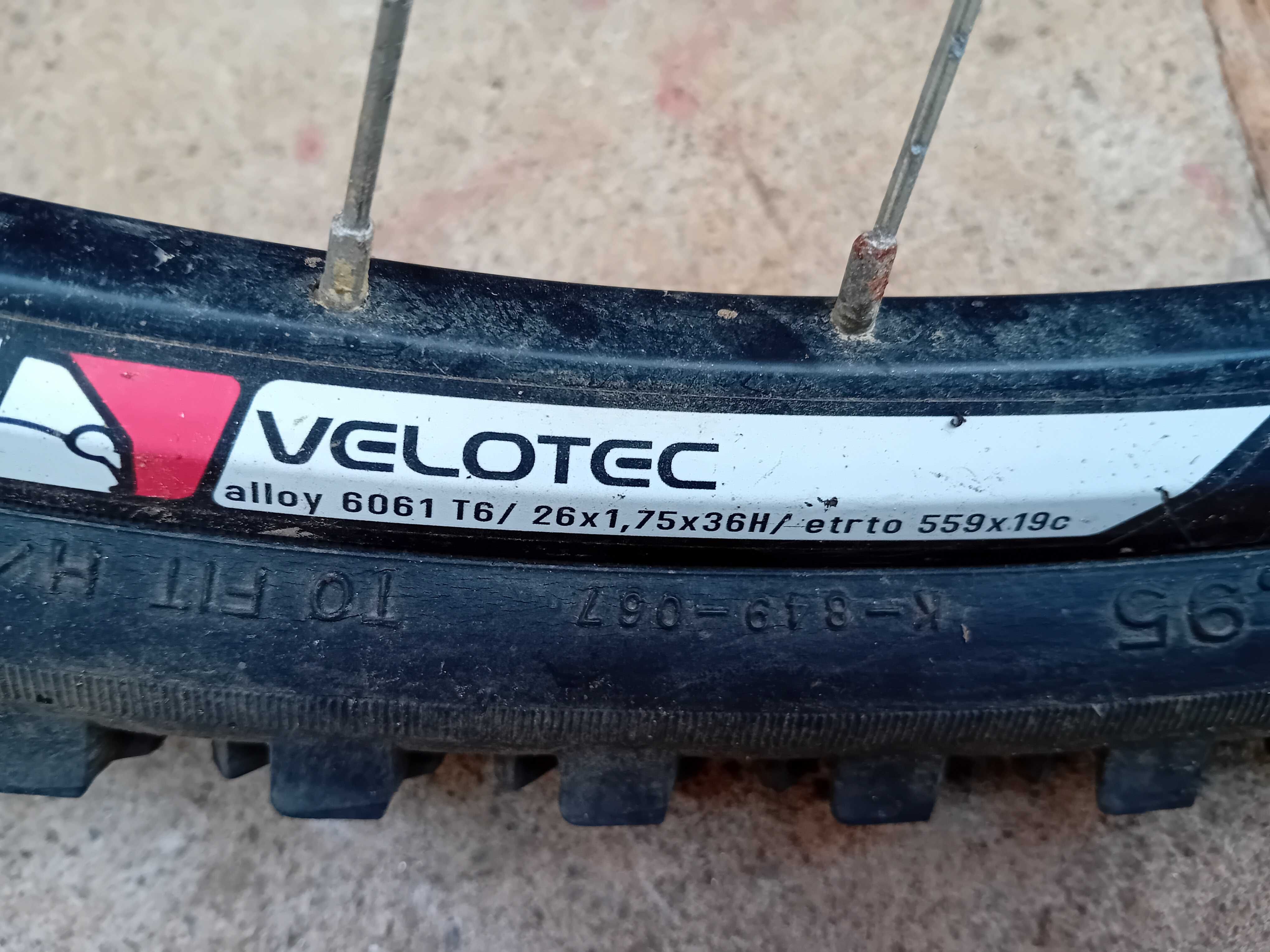 Vînd.  2 biciclete