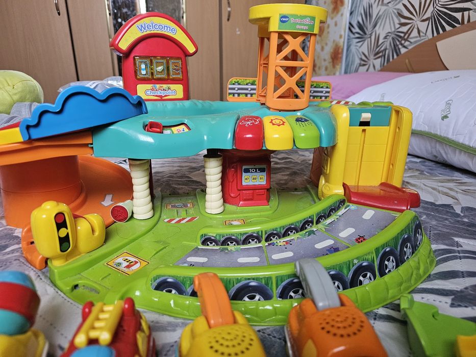 Играчки vtech писта