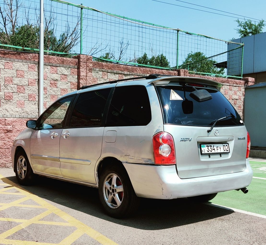 Авто в рассрочку Mazda MPV