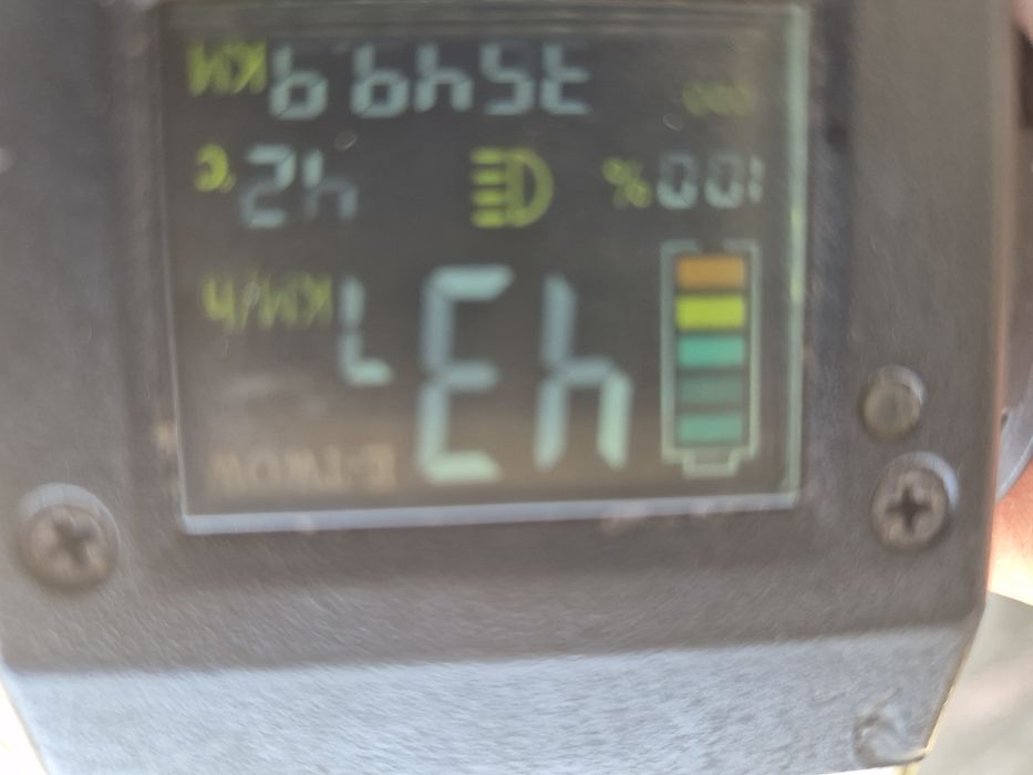 Trotinete electrice  25 - 45 km /h baterii,incărcătoare originale