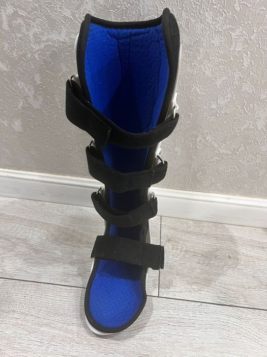 Иммобилизационная поддержка голеностопного сустава Левая нога