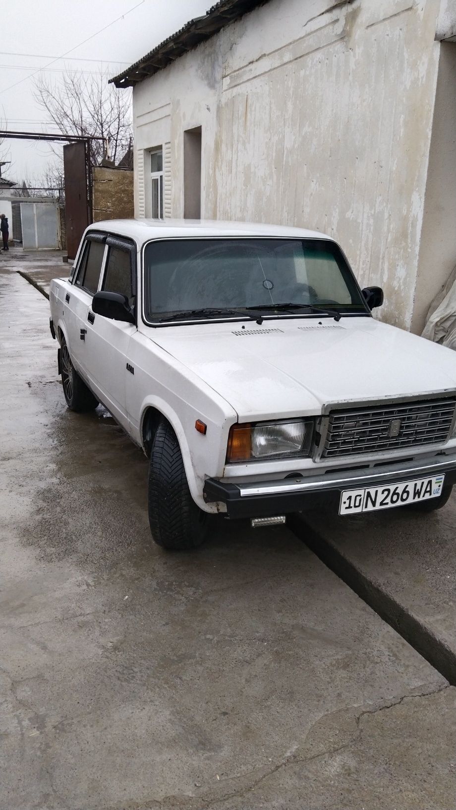 Sotiladi vaz 2107 xolati aʼlo